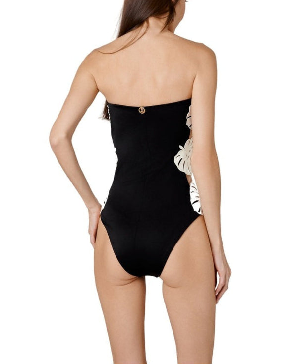 Conjunto con Apliques en Forma de Hojas Ref: 0327