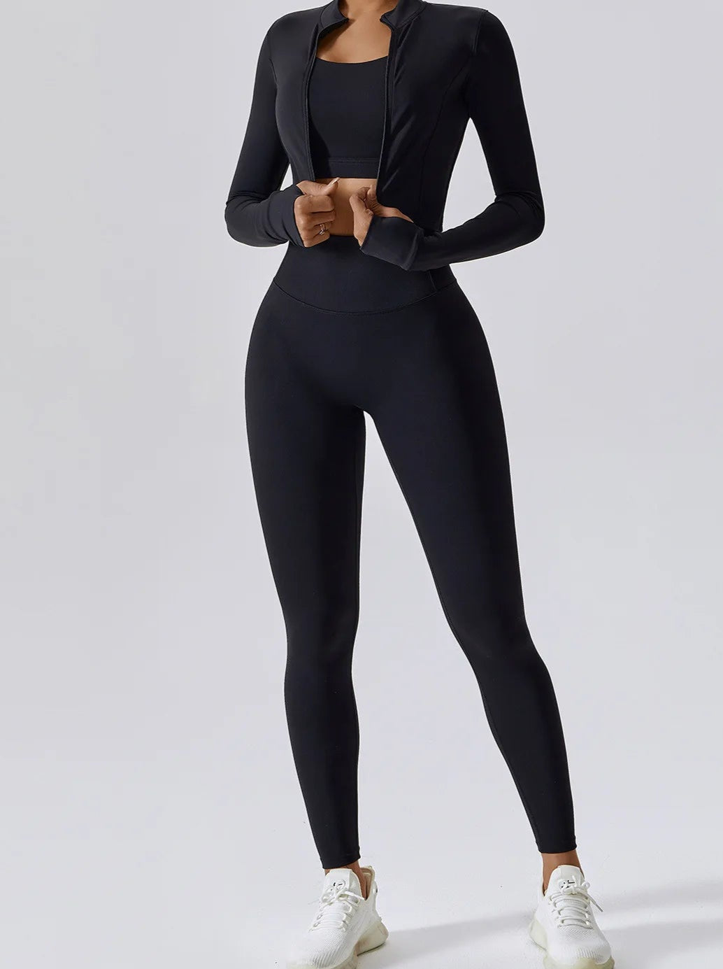Conjunto Deportivo Liso con Top, Campera y Calza Ref: 1021