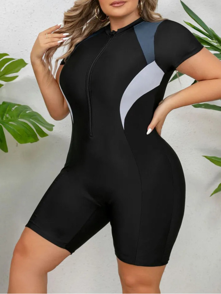 Enteriza Plus Size Deportiva con Mangas Cortas y Cremallera Frontal Ref: 0613