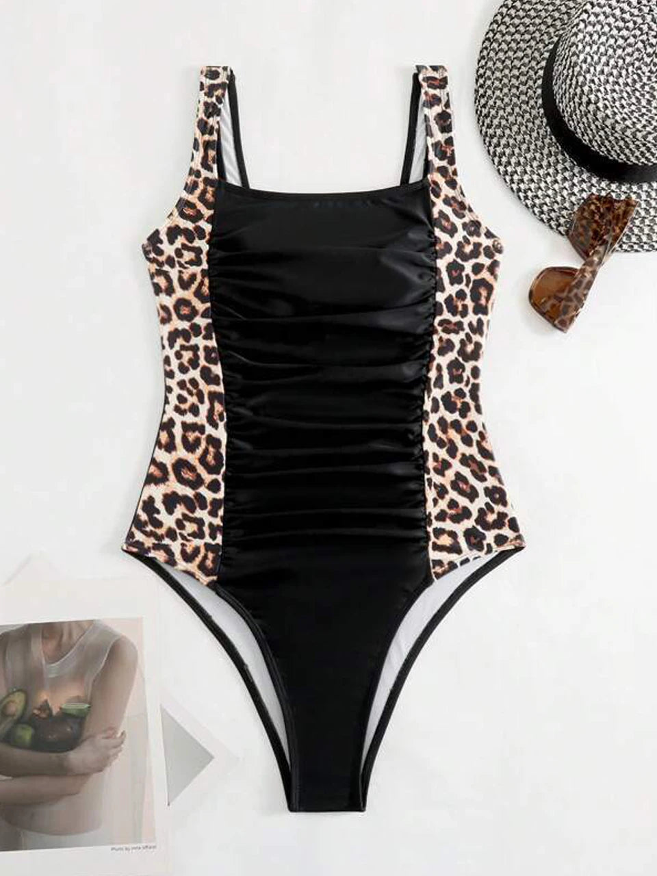 Enteriza con Laterales Animal Print y Frunces Frontales Ref: 0473