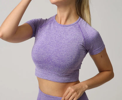 Conjunto Deportivo Acanalado con Remera de Manga Corta y Calza Ref: 1044