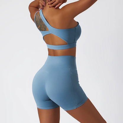 Conjunto Deportivo Con Top Un Solo Hombro de Tirantes Dobles Y Short Ref: 1064