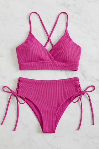 Bikini con Escote Triangular, Espalda Cruzada y Ataduras Laterales Ref: 0737