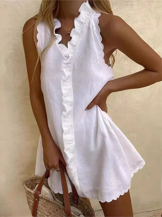 Vestido Corto con Detalles en Encaje y Escote en V Ref: 0288