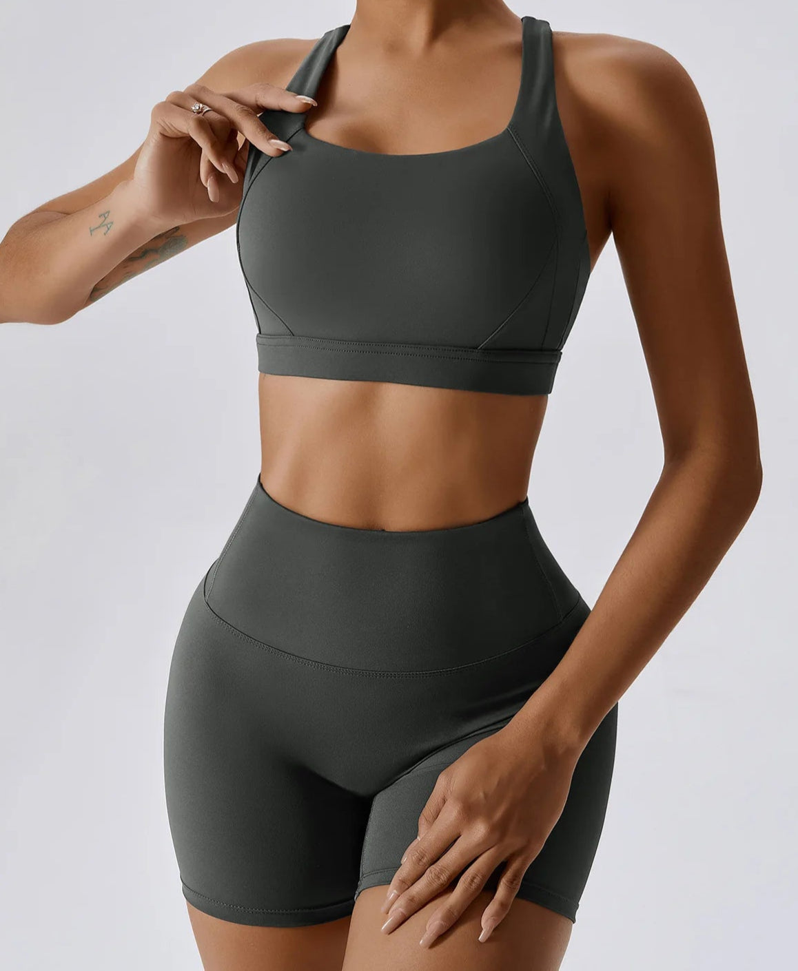 Conjunto Deportivo Liso con Top y Short Ref: 1024