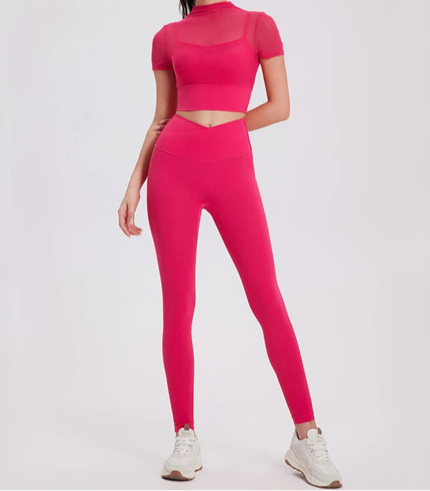 Conjunto Deportivo con Top de Manga Corta en Tul y Calza Ref: 1041