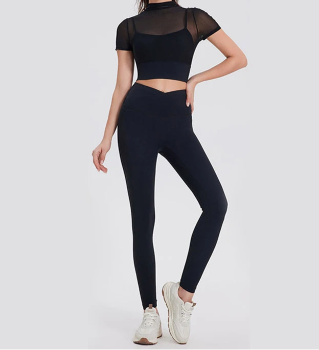 Conjunto Deportivo con Top de Manga Corta en Tul y Calza Ref: 1041