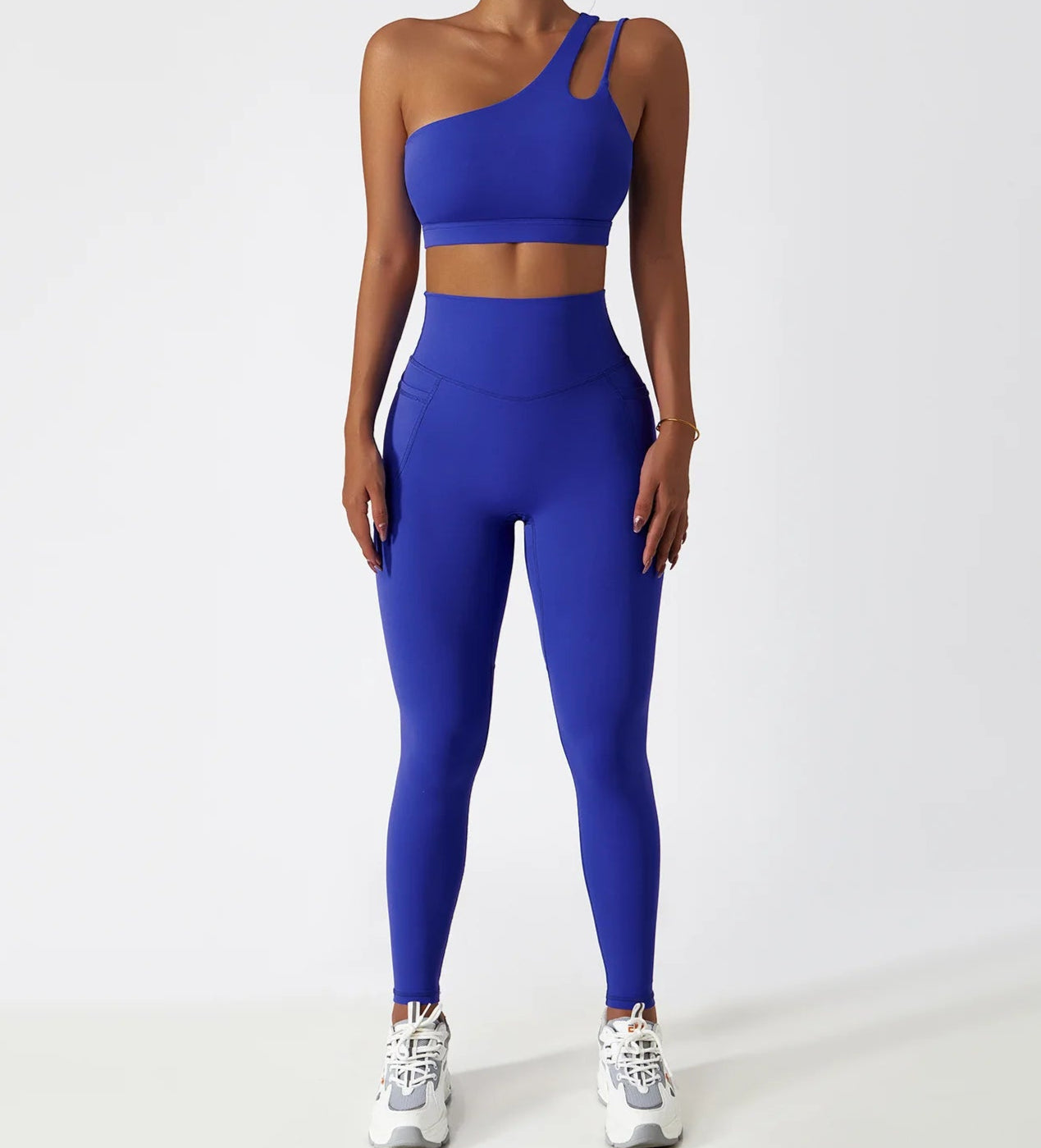 Conjunto Deportivo Con Top Un Solo Hombro de Tirantes Dobles Y Calza Ref: 1065