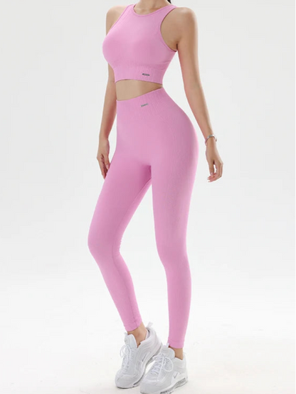 Conjunto Deportivo Acanalado con Top Halter y Calza Ref: 1043