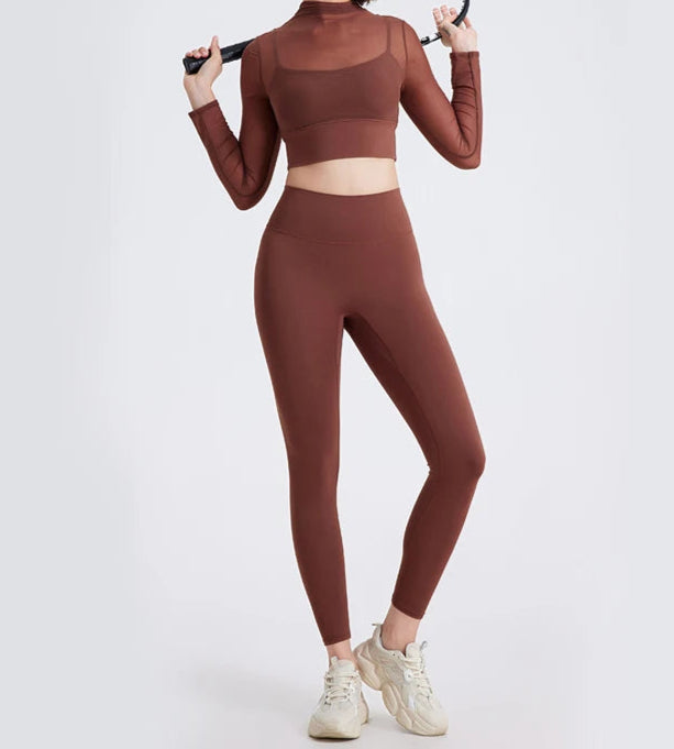 Conjunto Deportivo con Top de Manga Larga en Tul y Calza Ref: 1040