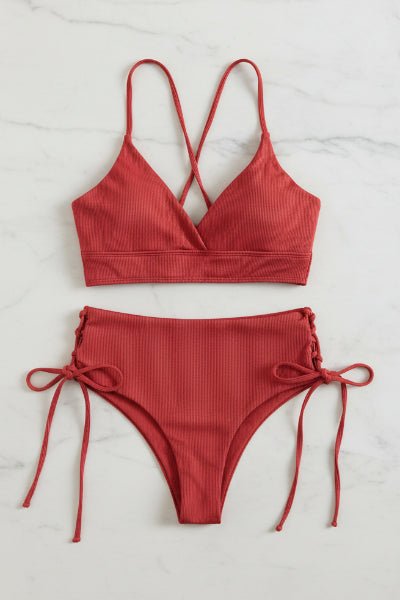 Bikini con Escote Triangular Espalda Cruzada y Ataduras Laterales Ref. 0737 - Marea Bella Swimwear