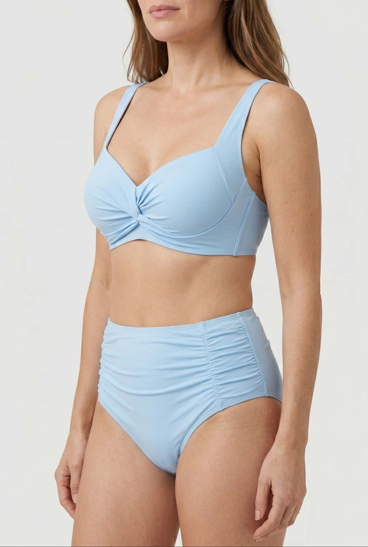 Bikini con Torsión Frontal y Tiro Alto Ref. 0745 - Marea Bella Swimwear