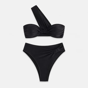Bikini de Un Hombro con Detalle Torzado Ref. 0755 - Marea Bella Swimwear