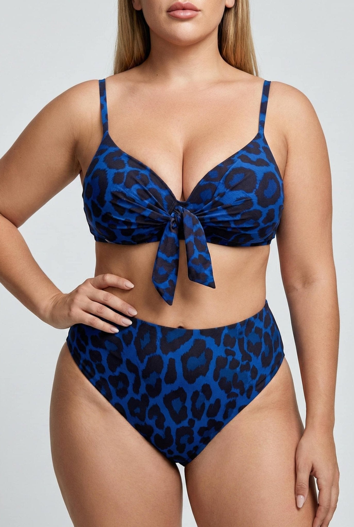 Bikini Plus Size con Estampado Animal Print y Lazo Frontal Ref. 0702 - Marea Bella Swimwear