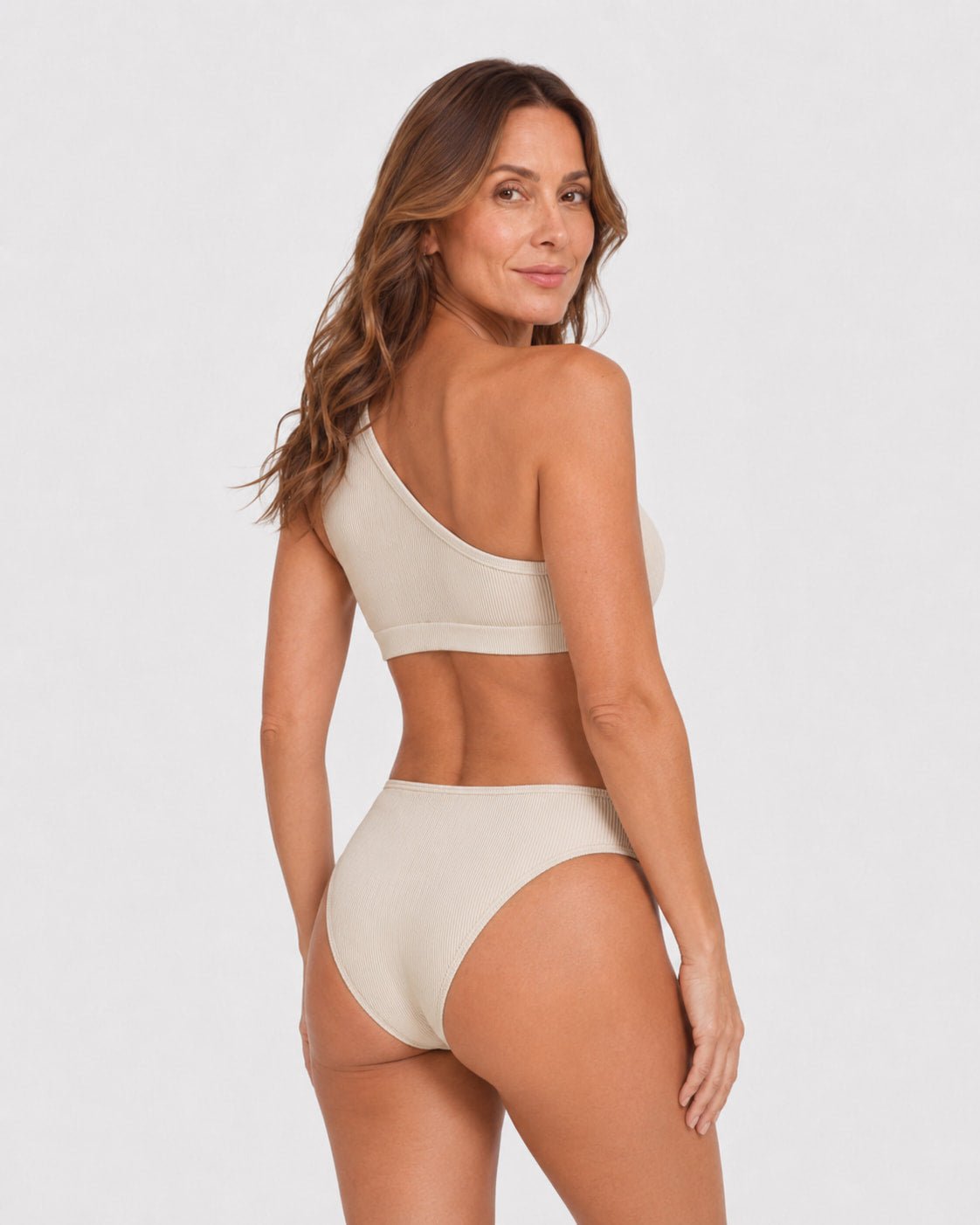 Bikini Top Asimétrico con Cintura Alta Ref. 0749 - Marea Bella Swimwear