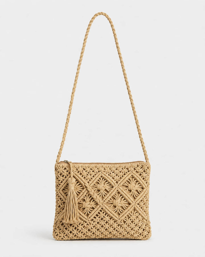 Bolso Bandolera con Diseños en Relieve y Borla Ref. 0820 - Marea Bella Swimwear