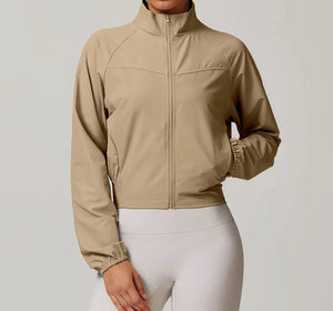 Campera Deportiva Rompevientos con Cierre Frontal y Bolsillos Ref. 1080 - Marea Bella Swimwear