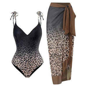 Conjunto Animal Print: Enteriza con Escote en V y Pareo Ref. 0577 - Marea Bella Swimwear