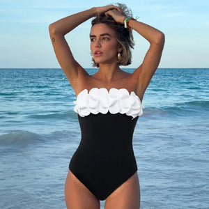 Conjunto con Aplique Floral Ref. 0324 - Marea Bella Swimwear