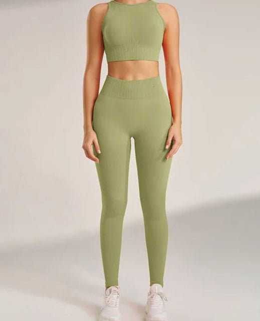 Conjunto Deportivo Acanalado con Top Halter y Calza Ref. 1043 - Marea Bella Swimwear