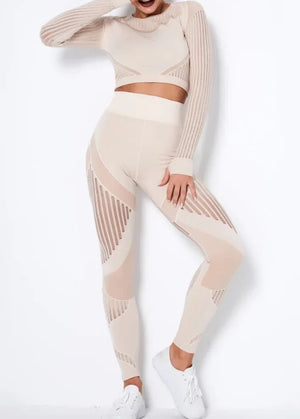 Conjunto Deportivo con Blusa de Manga Larga y Calza Texturada Ref. 1048 - Marea Bella Swimwear