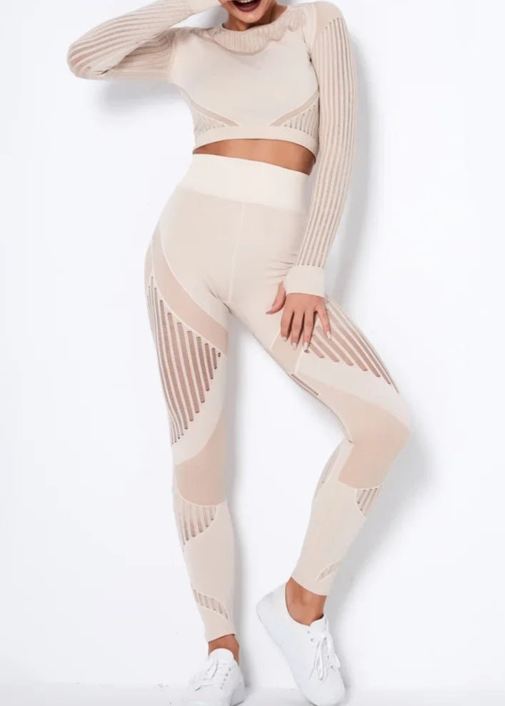 Conjunto Deportivo con Blusa de Manga Larga y Calza Texturada Ref. 1048 - Marea Bella Swimwear