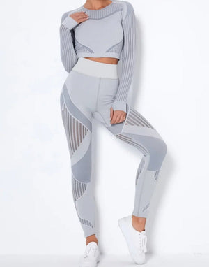 Conjunto Deportivo con Blusa de Manga Larga y Calza Texturada Ref. 1048 - Marea Bella Swimwear