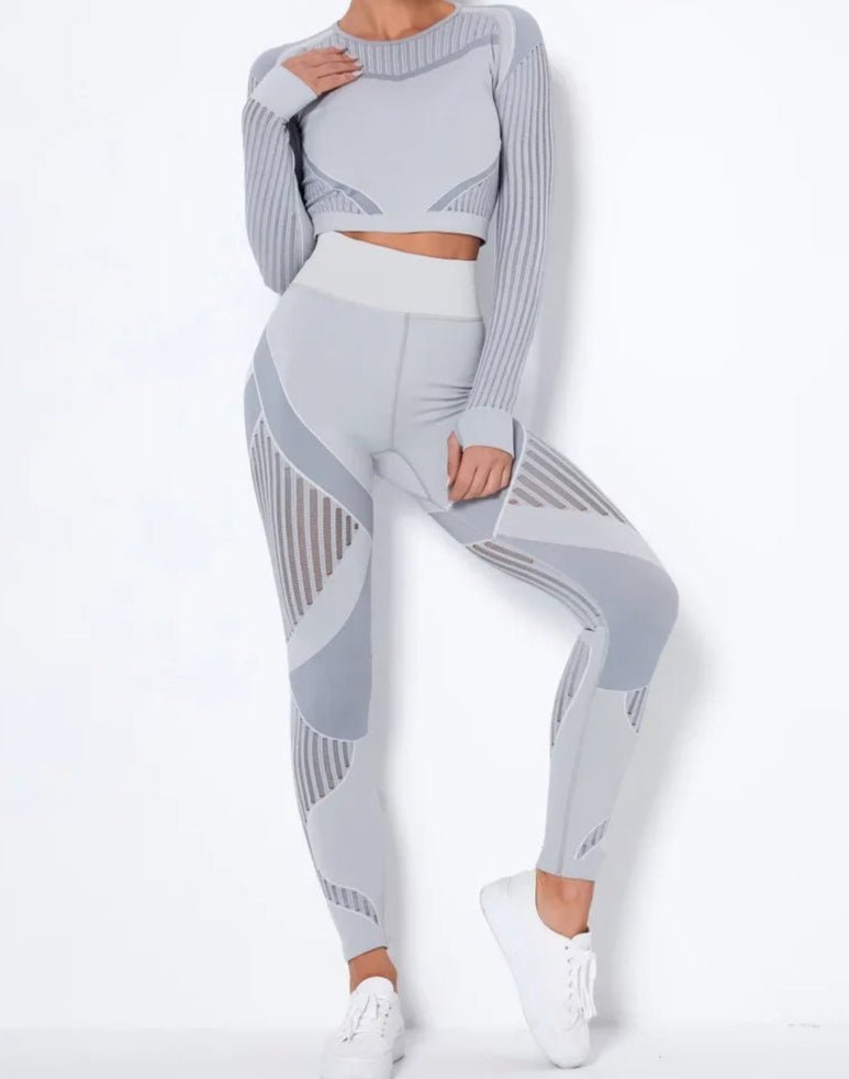 Conjunto Deportivo con Blusa de Manga Larga y Calza Texturada Ref. 1048 - Marea Bella Swimwear