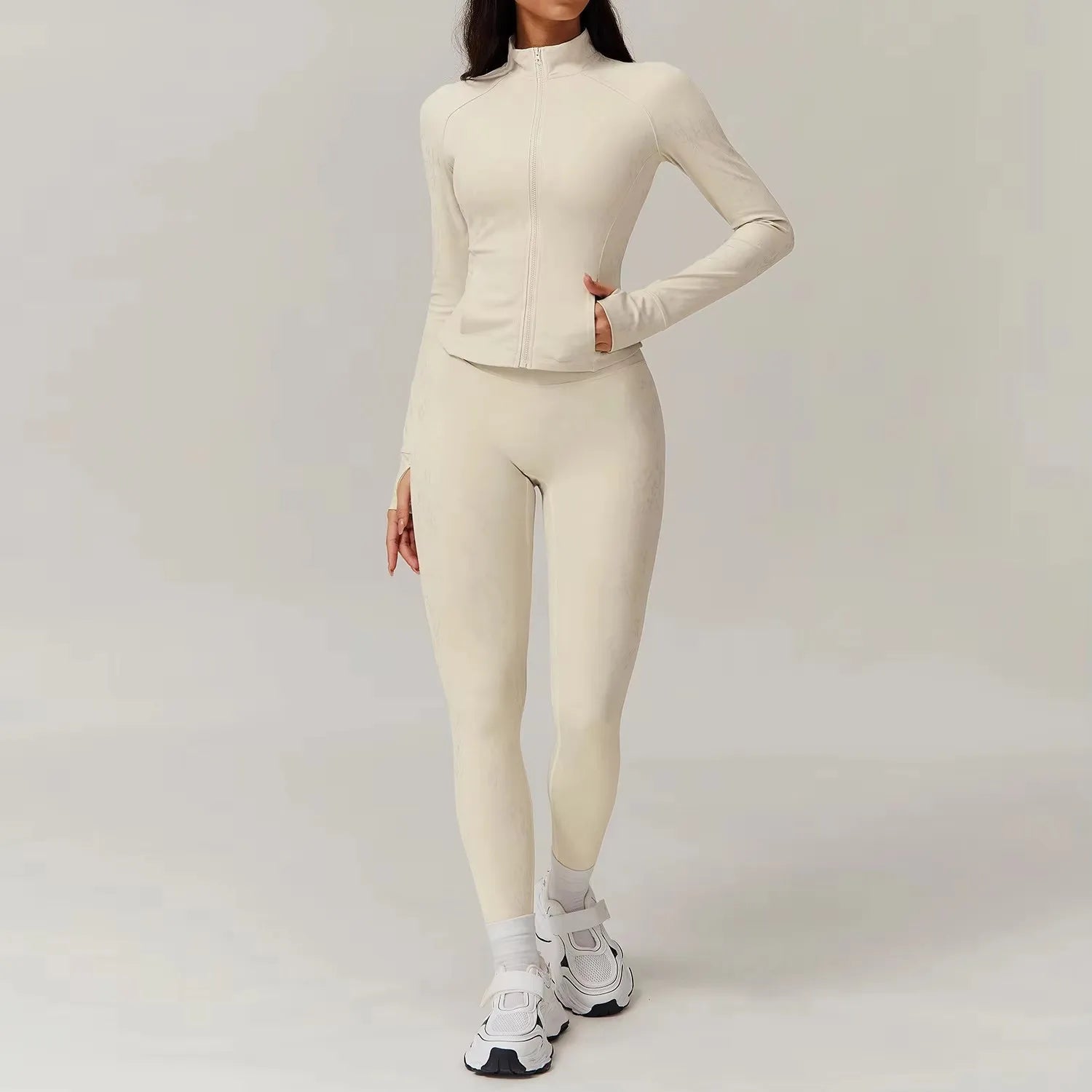 Conjunto Deportivo con Campera de Manga Larga y Calza Ref. 1053 - Marea Bella Swimwear