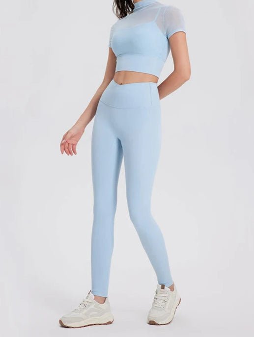 Conjunto Deportivo con Top de Manga Corta en Tul y Calza Ref. 1041 - Marea Bella Swimwear