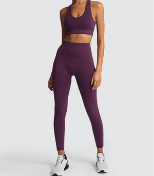 Conjunto Deportivo con Top de Tirantes Anchos y Calza Ref. 1032 - Marea Bella Swimwear