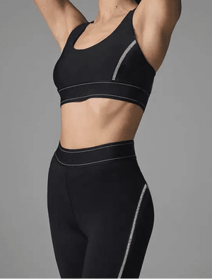 Conjunto Deportivo con Top de Tirantes Anchos y Calza Ref. 1039 - Marea Bella Swimwear