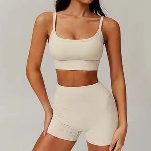 Conjunto Deportivo con Top de Tiritas Finas y Short Ref. 1057 - Marea Bella Swimwear