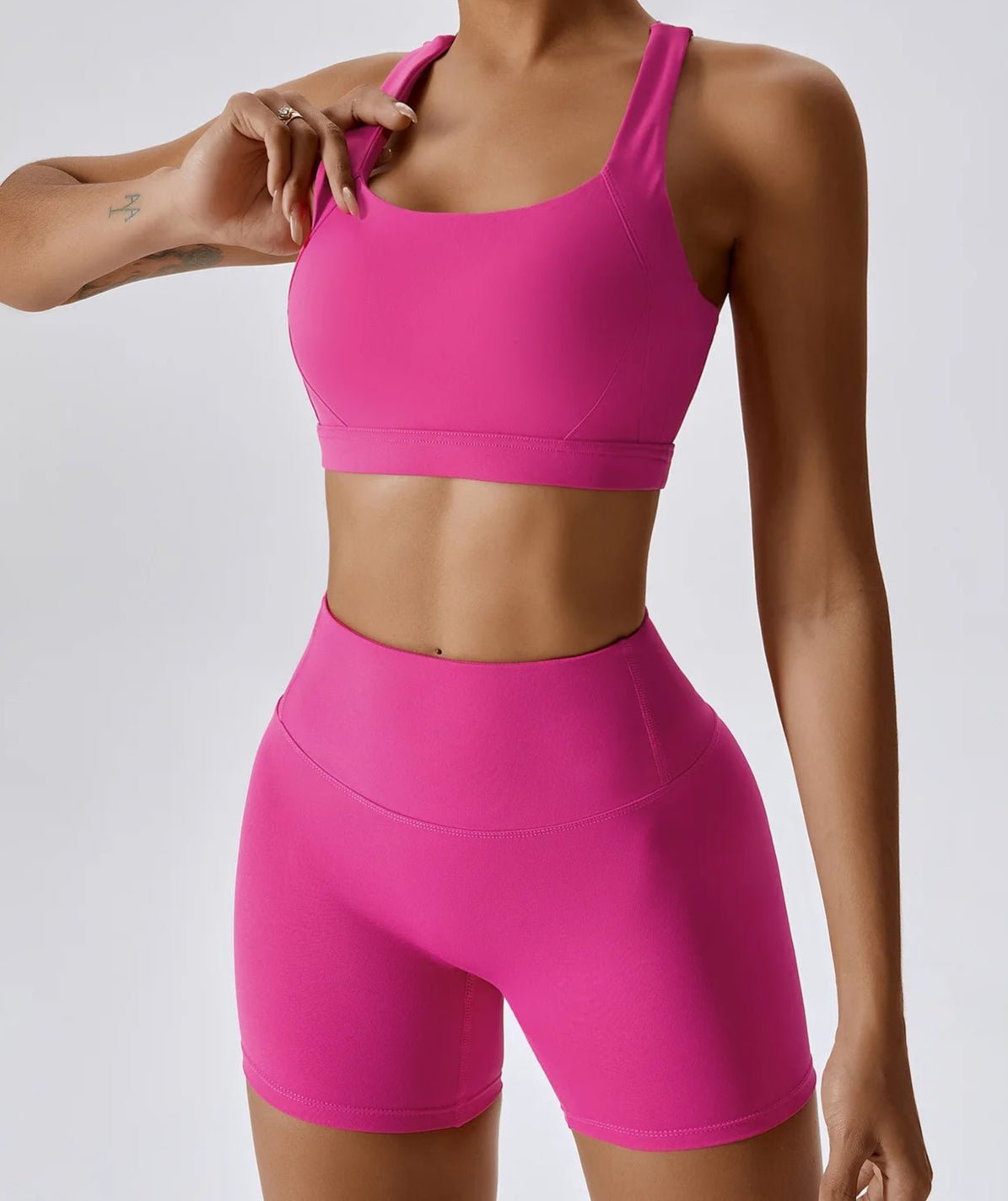 Conjunto Deportivo Liso con Top y Short Ref. 1024 - Marea Bella Swimwear
