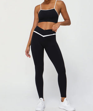 Conjunto Deportivo Top de Breteles Finos y Calza Ref. 1046 - Marea Bella Swimwear