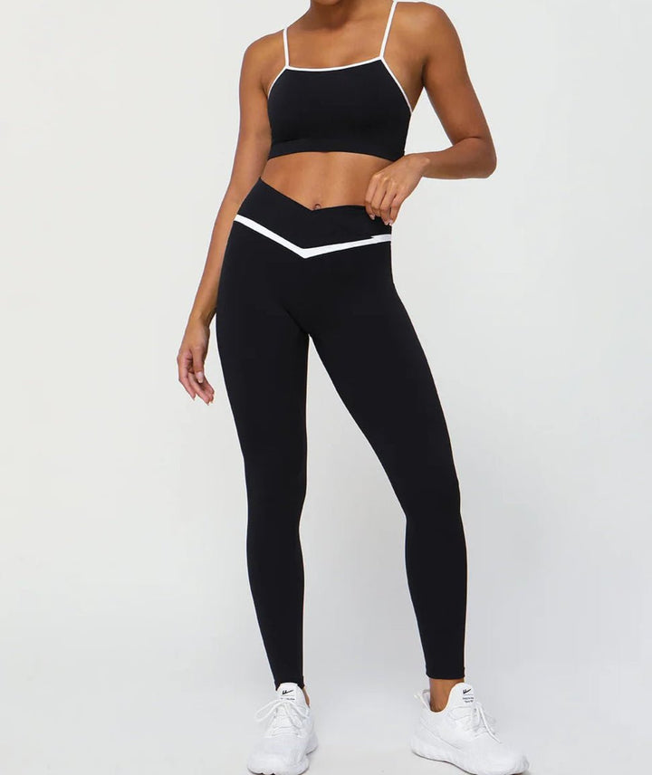 Conjunto Deportivo Top de Breteles Finos y Calza Ref. 1046 - Marea Bella Swimwear