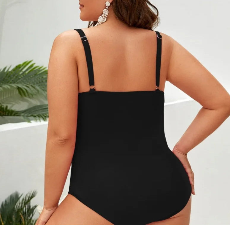 Enteriza Plus Size con Banda Cruzada y Frunce Frontal Ref: 0615