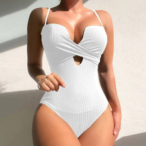 Enteriza Acanalada con Escote Cruzado y Recorte Frontal Ref. 0452 - Marea Bella Swimwear