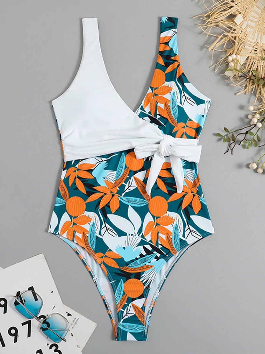Enteriza Cruzada con Estampa Tropical Ref. 0476 - Marea Bella Swimwear