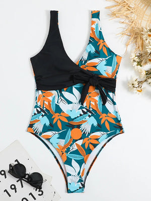 Enteriza Cruzada con Estampa Tropical Ref. 0476 - Marea Bella Swimwear