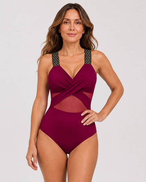 Enteriza Cruzada con Tirantes Texturizados Ref. 0192 - Marea Bella Swimwear