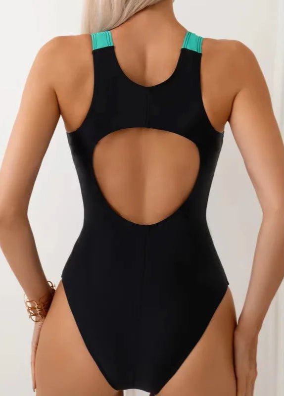 Enteriza Deportiva con Tirantes Anchos y Detalle Abierto en la Espalda Ref. 0670 - Marea Bella Swimwear