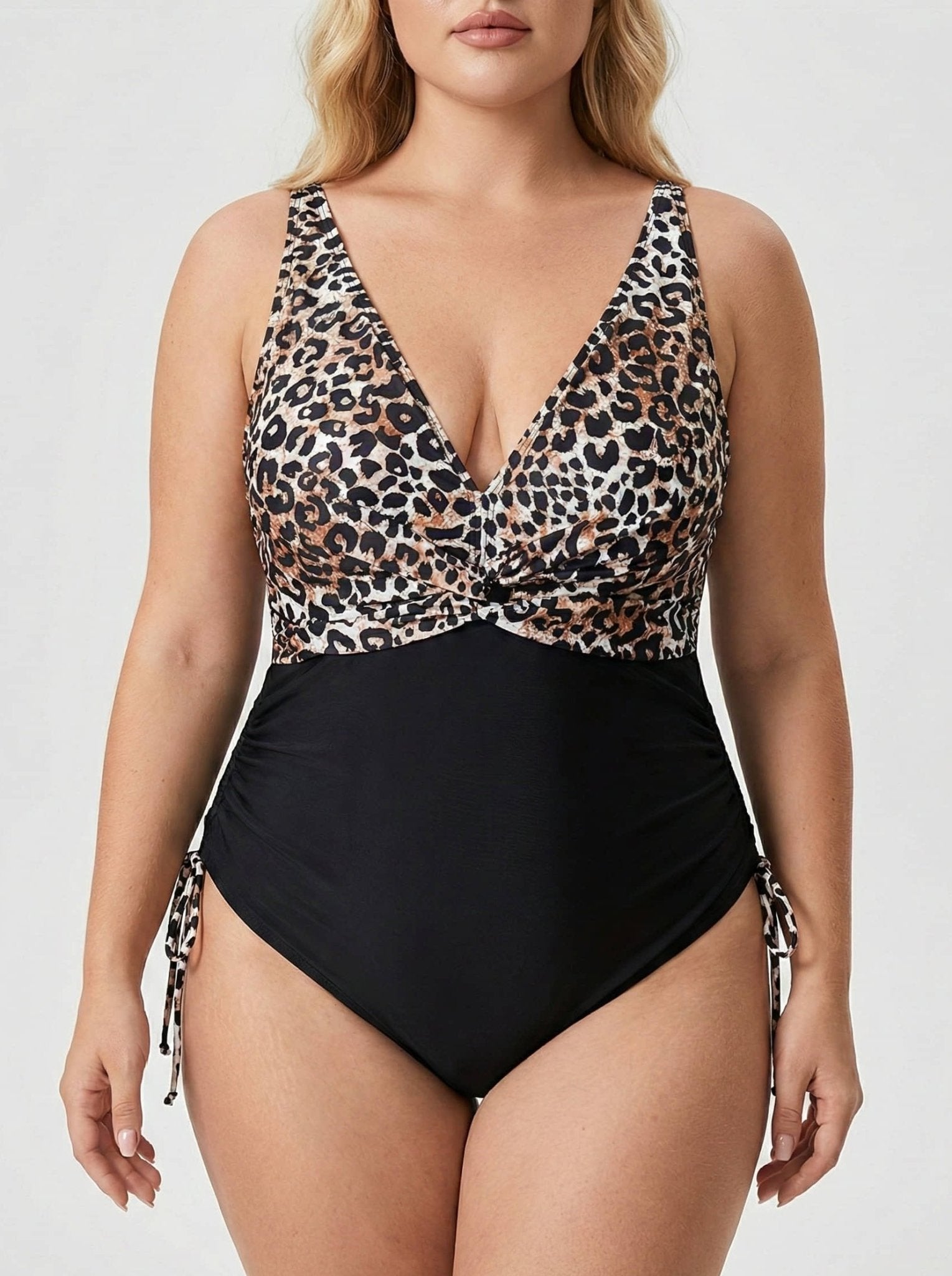 Enteriza Plus Size Animal Print con Escote en V Cruzado Ref. 0665 - Marea Bella Swimwear