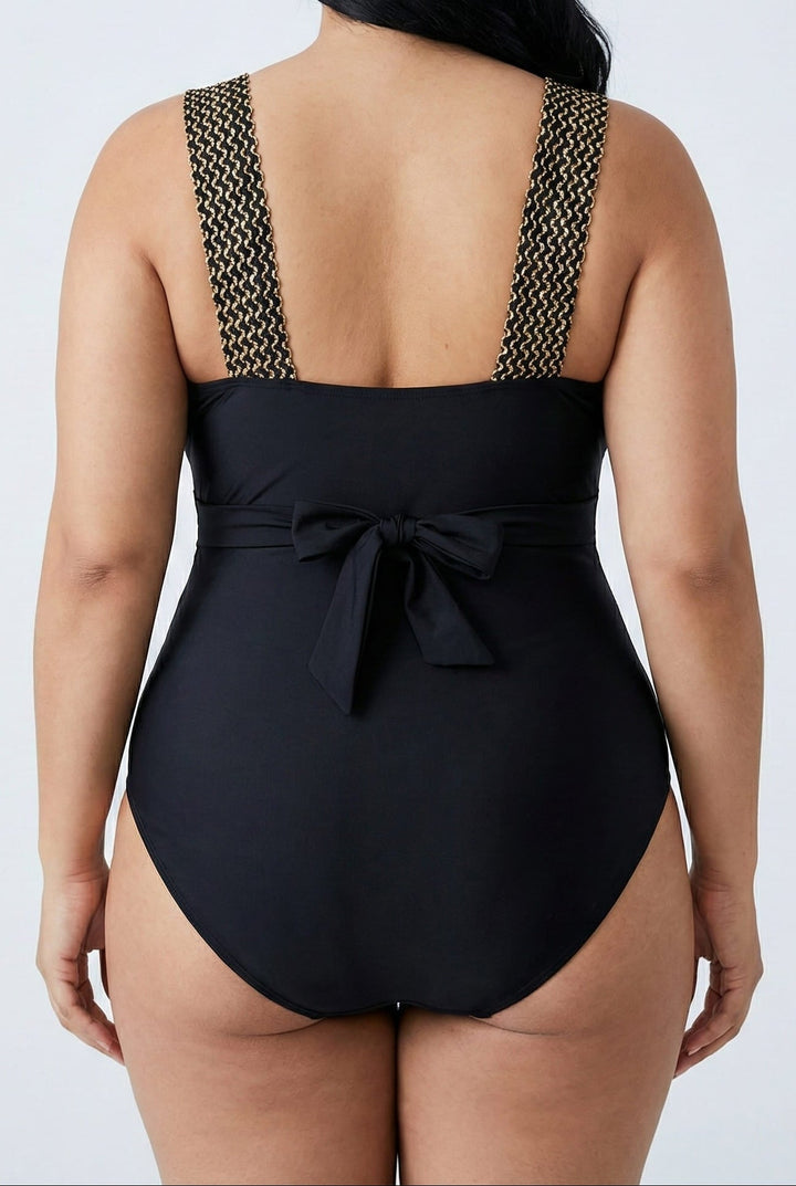 Enteriza Plus Size Cruzada con Volado Frontal Ref. 0667 - Marea Bella Swimwear