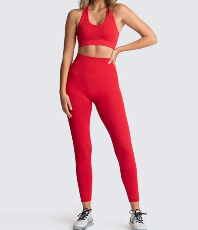 Conjunto Deportivo con Top de Tirantes Anchos y Calza Ref: 1032