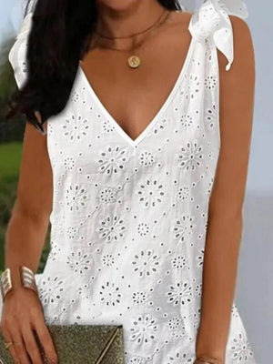 Vestido Corto con Bordados Calados y Lazo en los Hombros Ref. 0285 - Marea Bella Swimwear